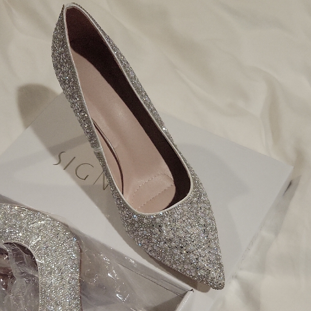 Galina Signature NIOMI - Silver/White Glitter Heels (Davids Bridal) Never Worn. - Picture 3 of 3